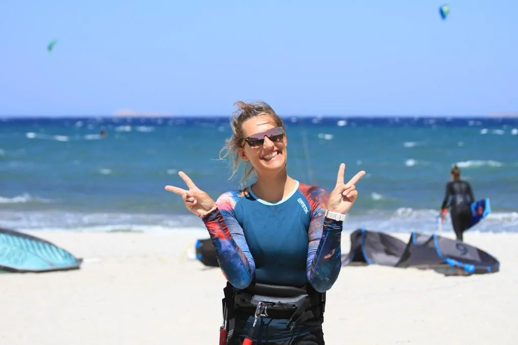 Arja van Dam on the beach at Brouwersdam after a kitesurfing lesson